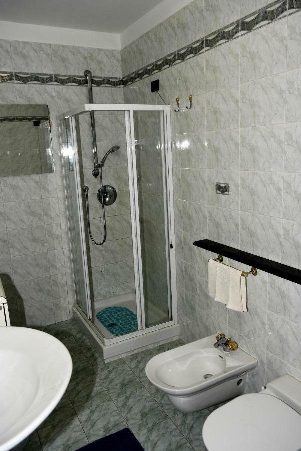 מסטרה Villa Manuela מראה חיצוני תמונה