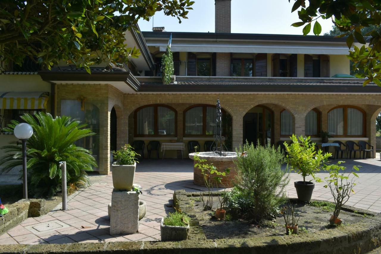 מסטרה Villa Manuela מראה חיצוני תמונה