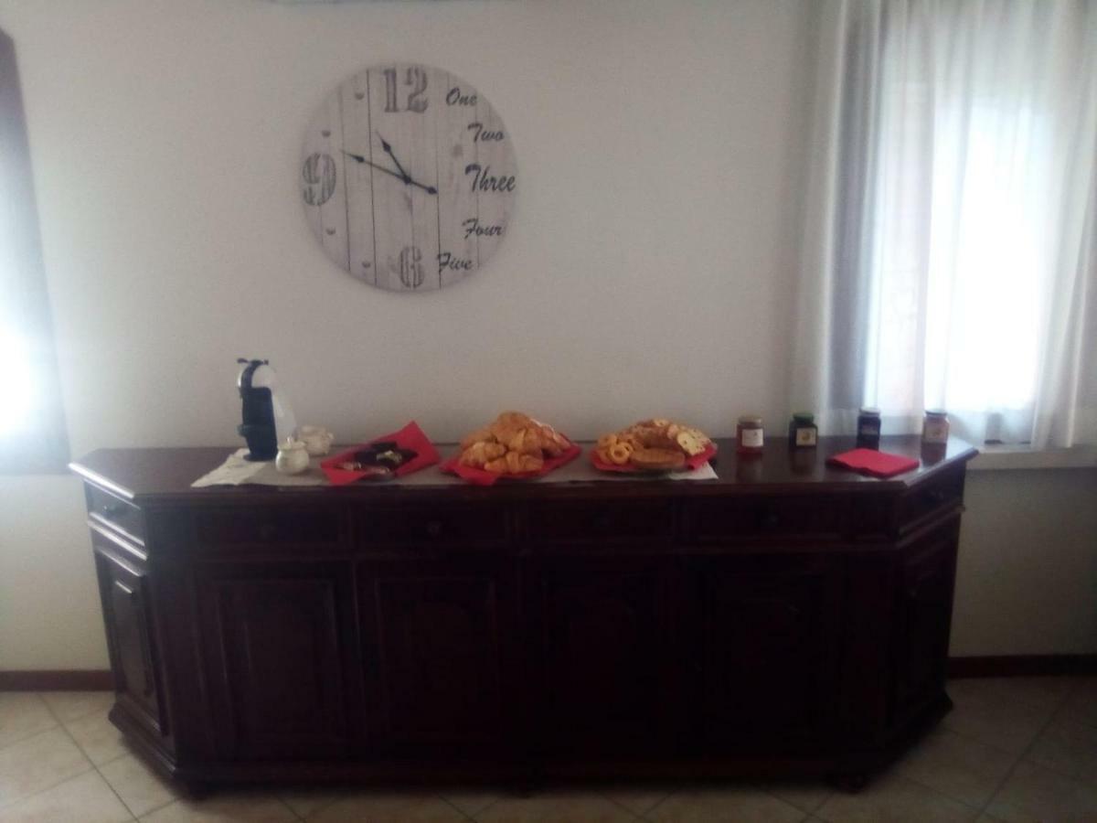 מסטרה Villa Manuela מראה חיצוני תמונה