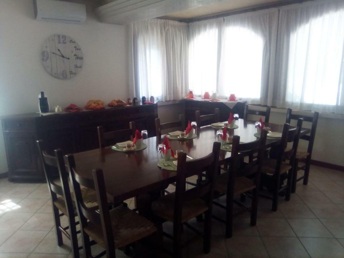מסטרה Villa Manuela מראה חיצוני תמונה