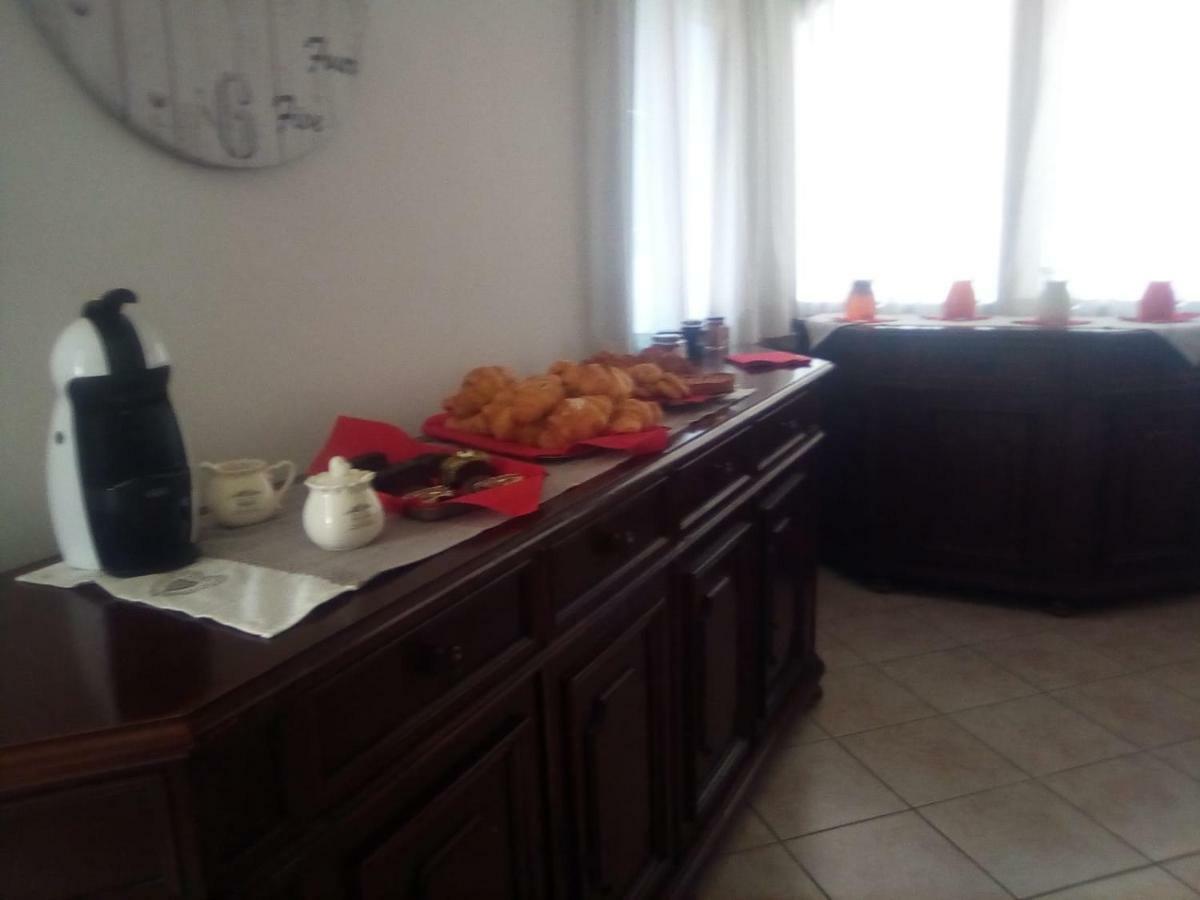 מסטרה Villa Manuela מראה חיצוני תמונה